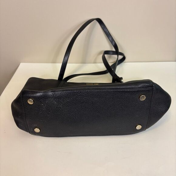 Michael Kors Black Leather Large Shoulder Tote Bag Purse - Picture 6 of 9